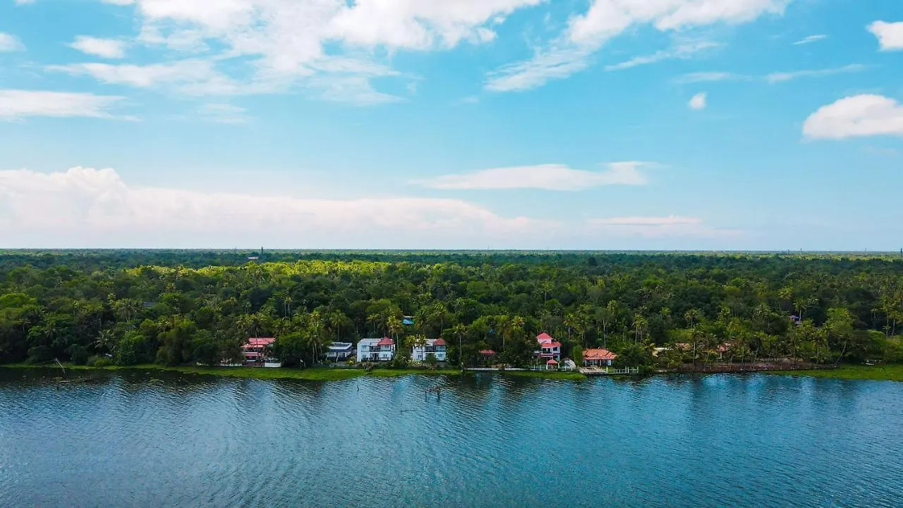 Hotel Seclude By The Lake, Alleppey Alappuzha