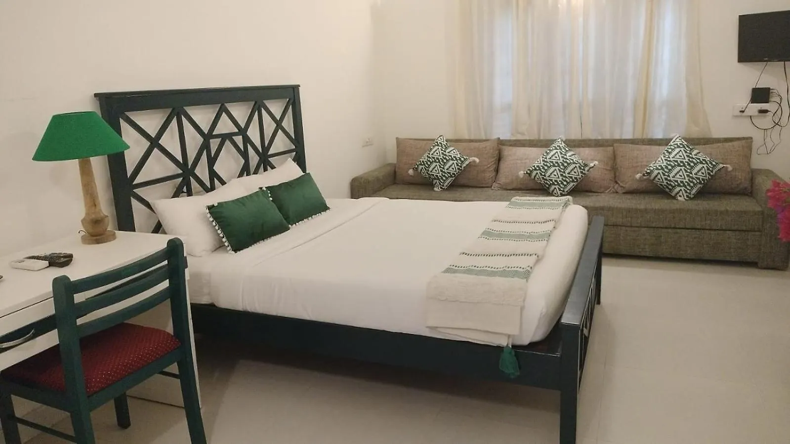 Hotel Seclude By The Lake, Alleppey Alappuzha